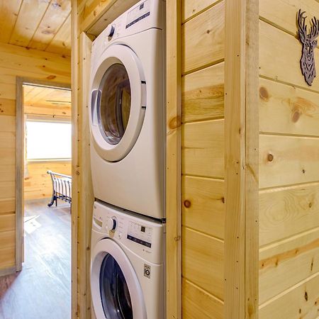Gatlinburg Cabin With Game Room, Hot Tub And Mtn Views Екстериор снимка