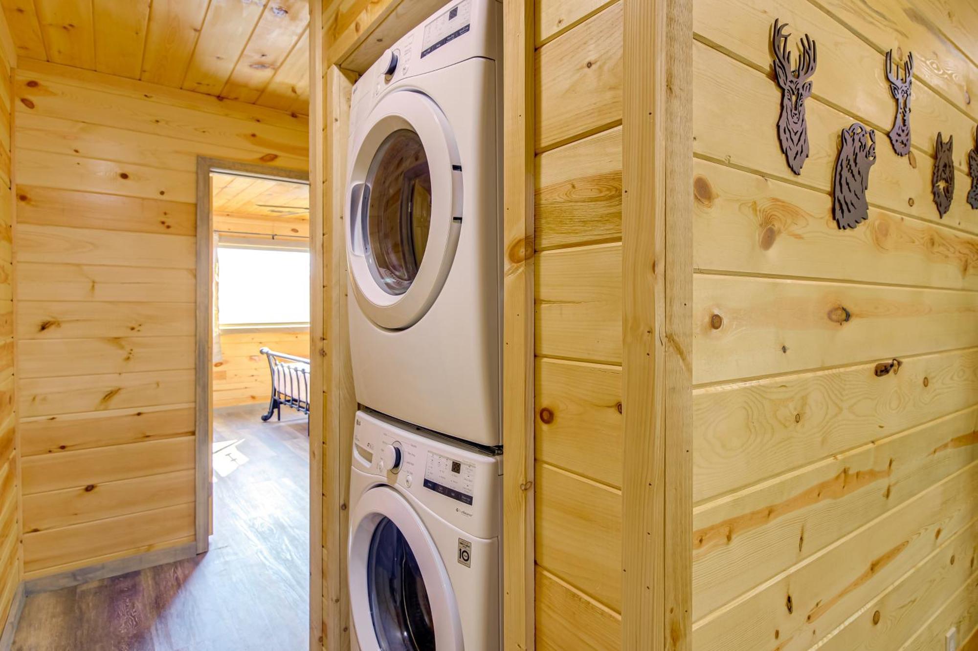 Gatlinburg Cabin With Game Room, Hot Tub And Mtn Views Екстериор снимка
