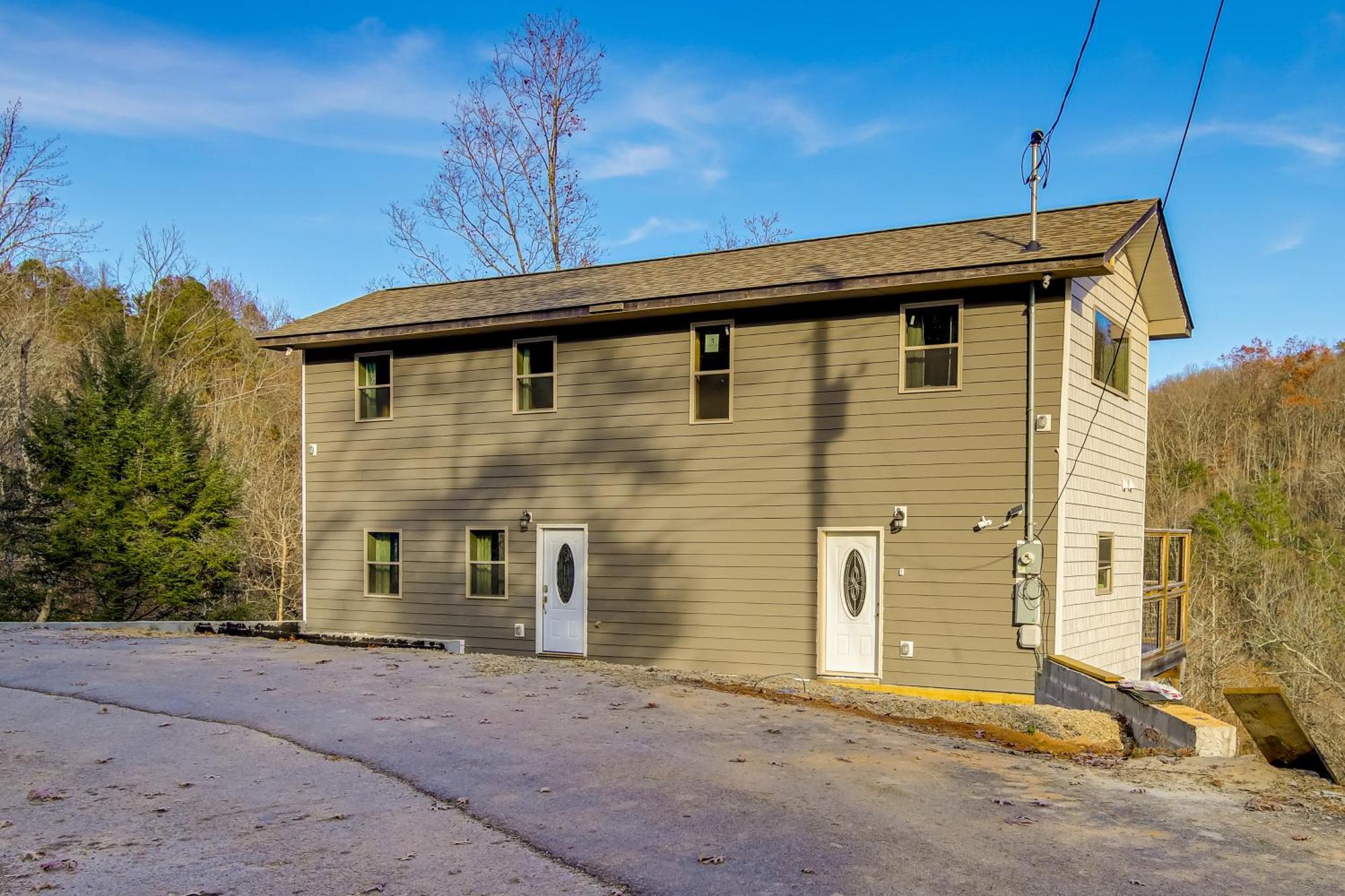 Gatlinburg Cabin With Game Room, Hot Tub And Mtn Views Екстериор снимка