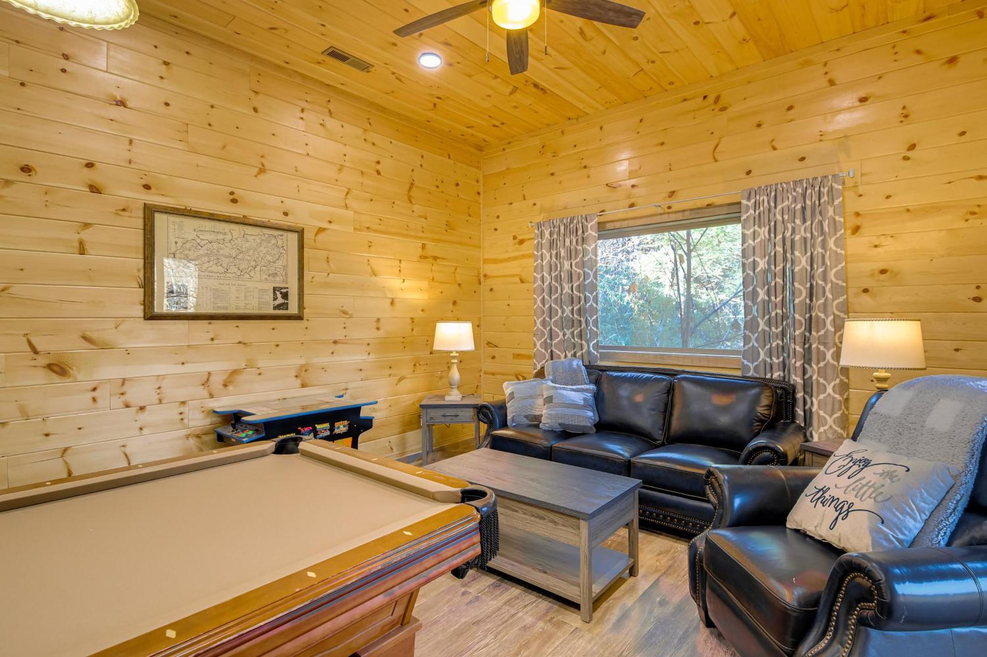 Gatlinburg Cabin With Game Room, Hot Tub And Mtn Views Екстериор снимка